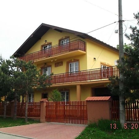 B & B Leliwa Tarnów エクステリア 写真